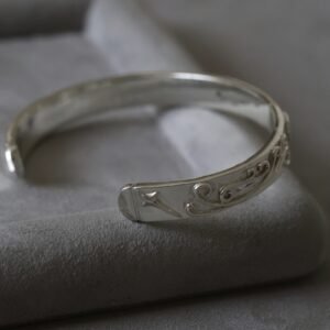 PRD-23 CRASHING WAVES Bangle